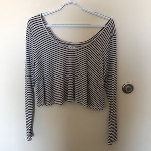 Holister long sleeve crop top